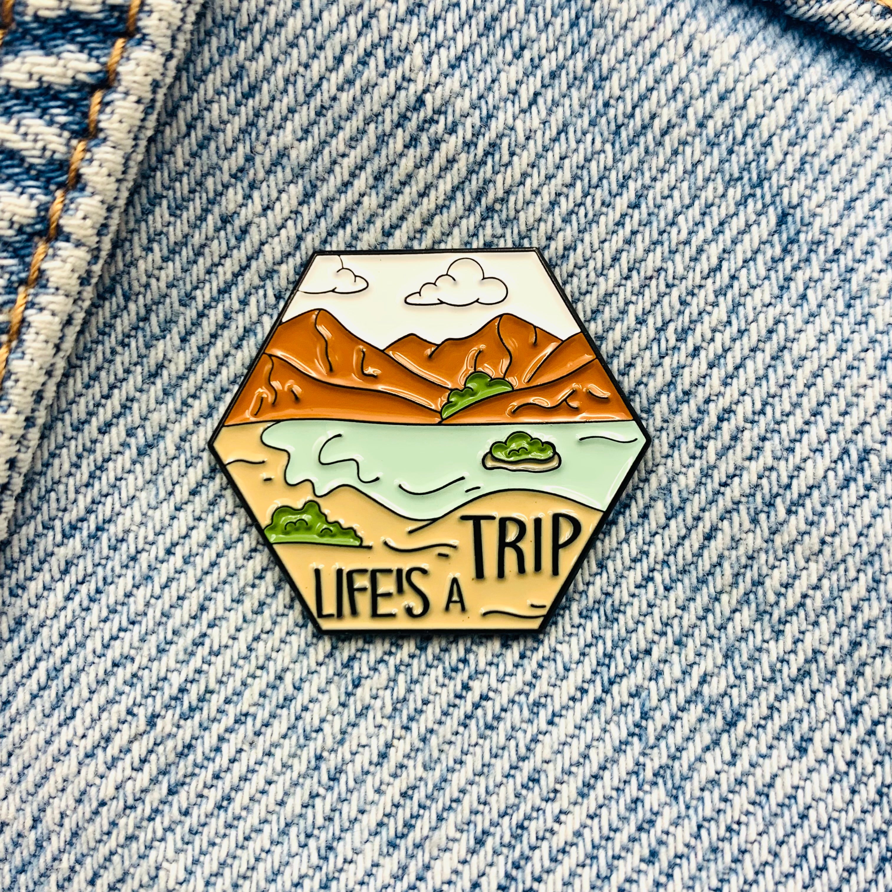 Travel Emaille Pins