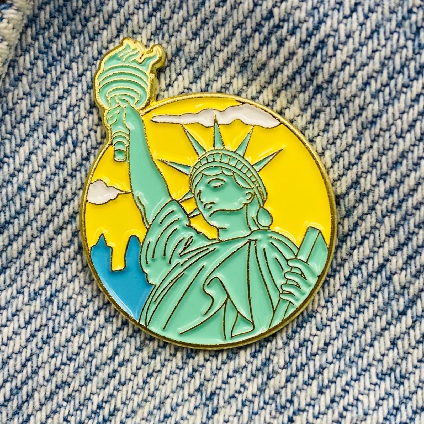 New York Enamel Pin