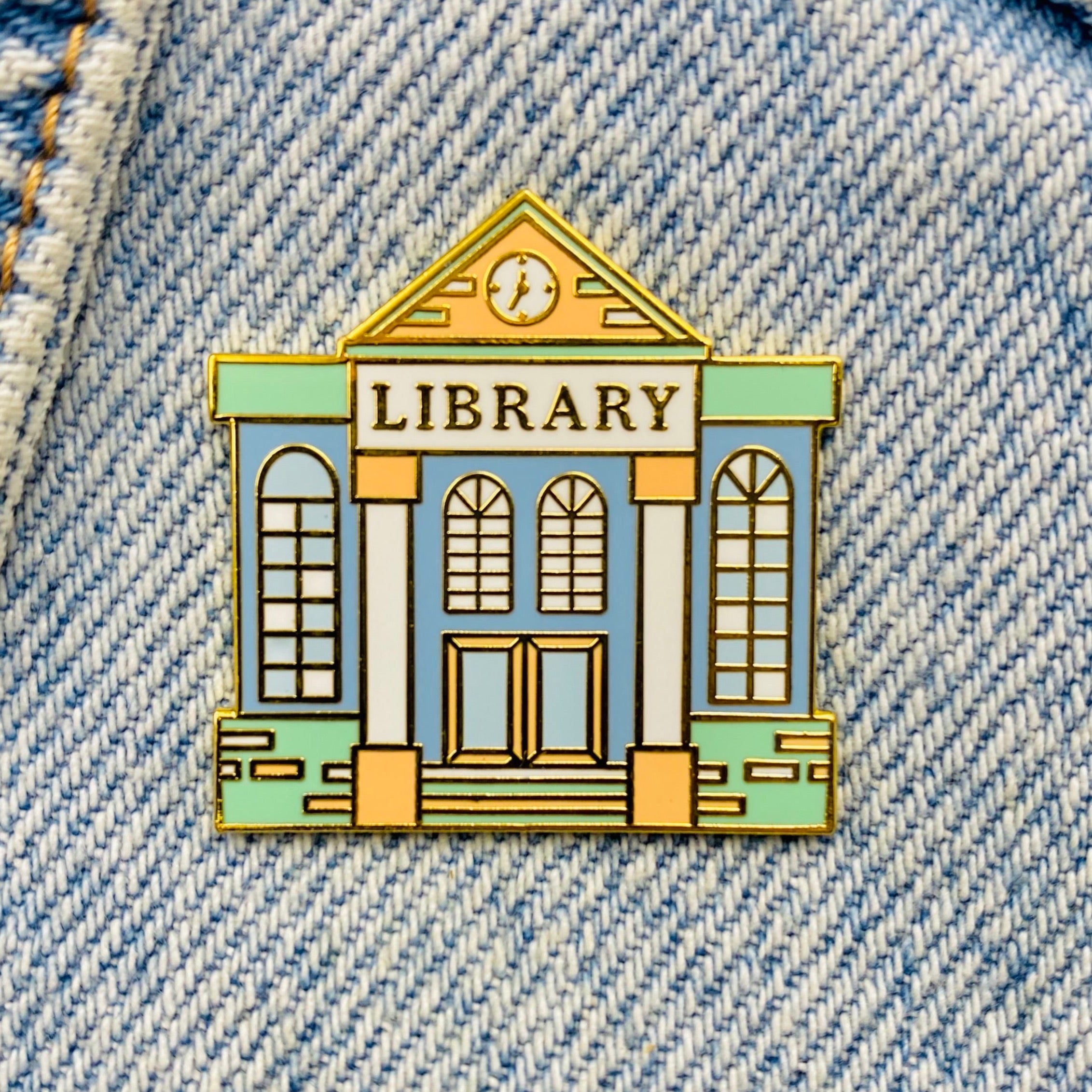 Buch Bibliothek Emaille Pin