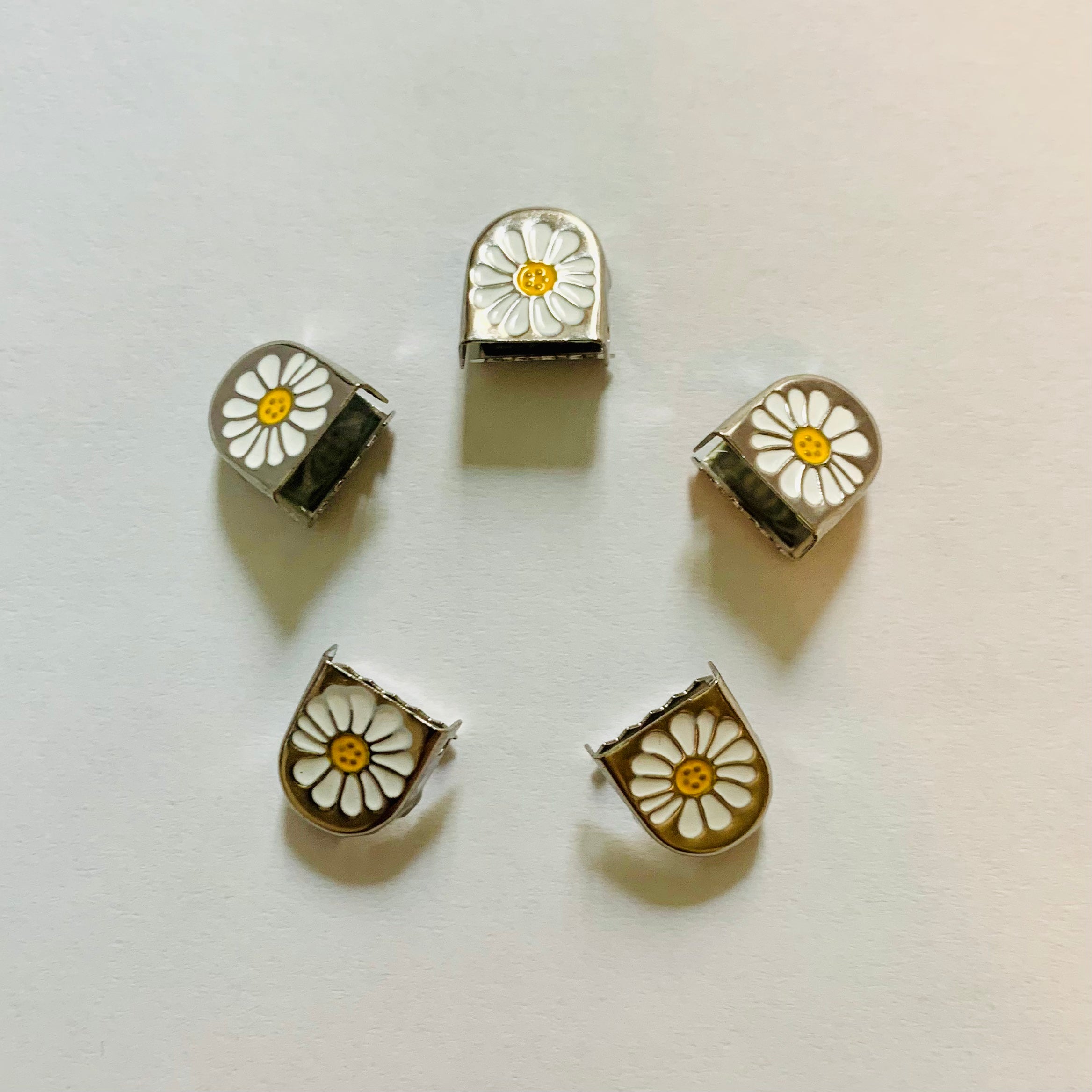 Daisy Shoelaces Clips