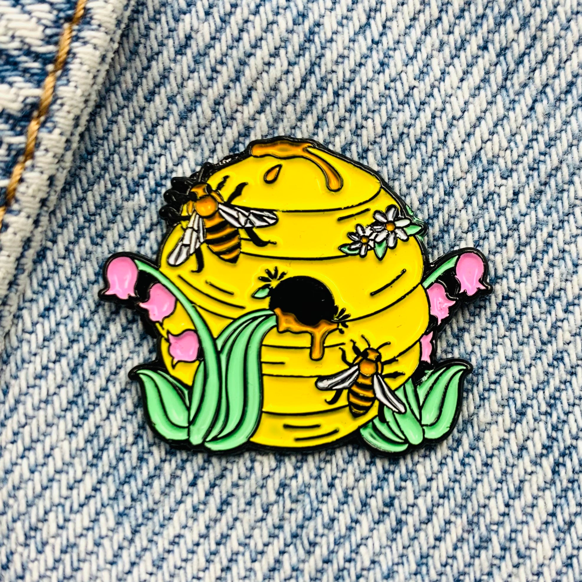 Bee and beehive with flowers Enamel Pin