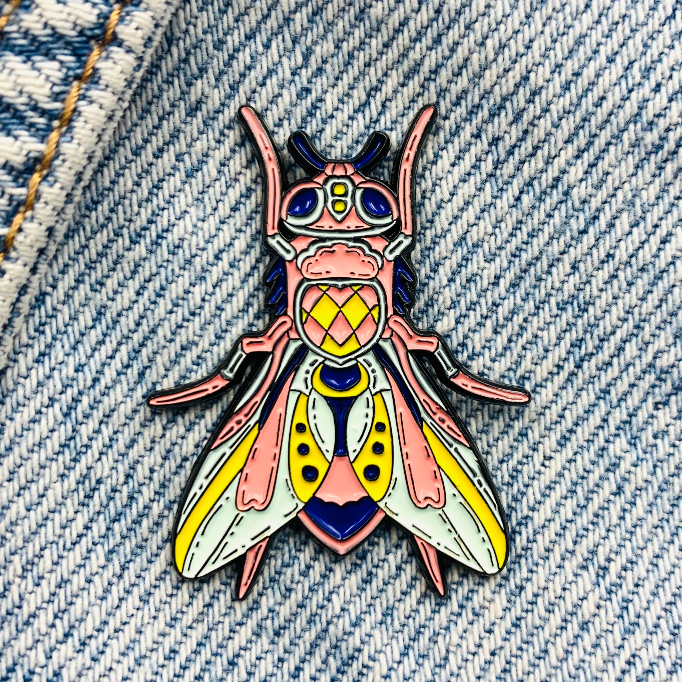 Big insect Enamel Pins