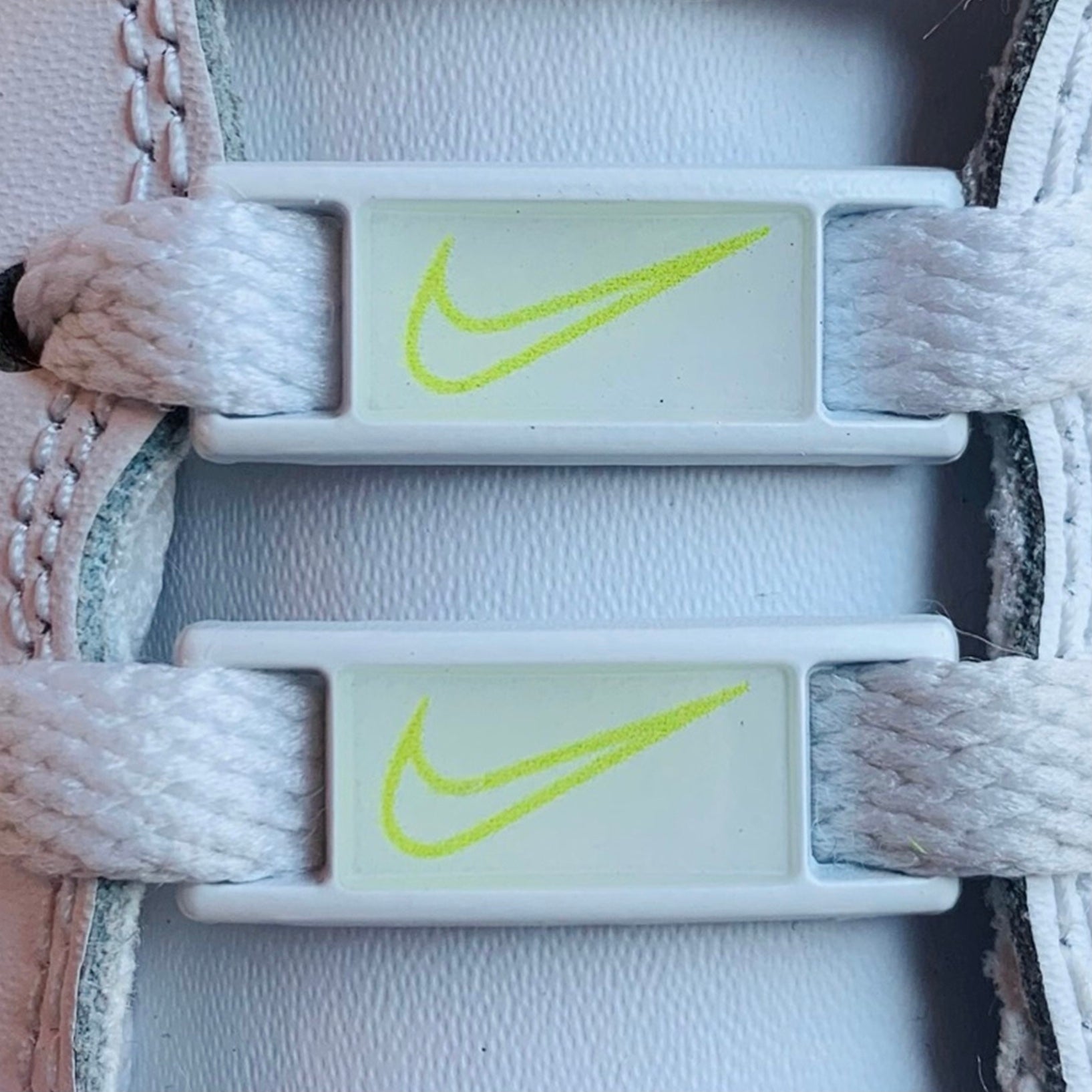 Weiß / Gelbe Nike Lace Locks