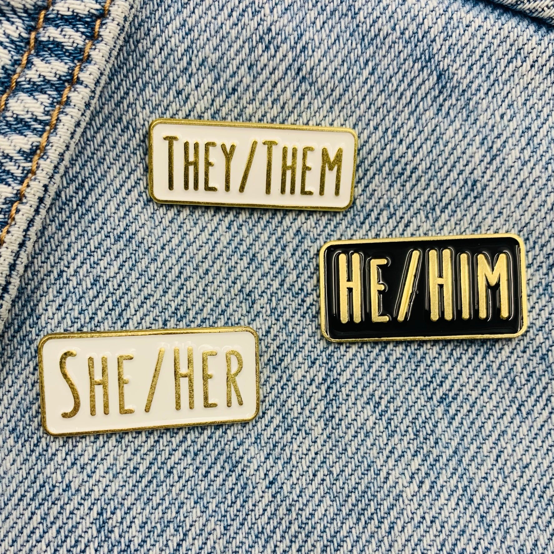 Pronoun Enamel Pin