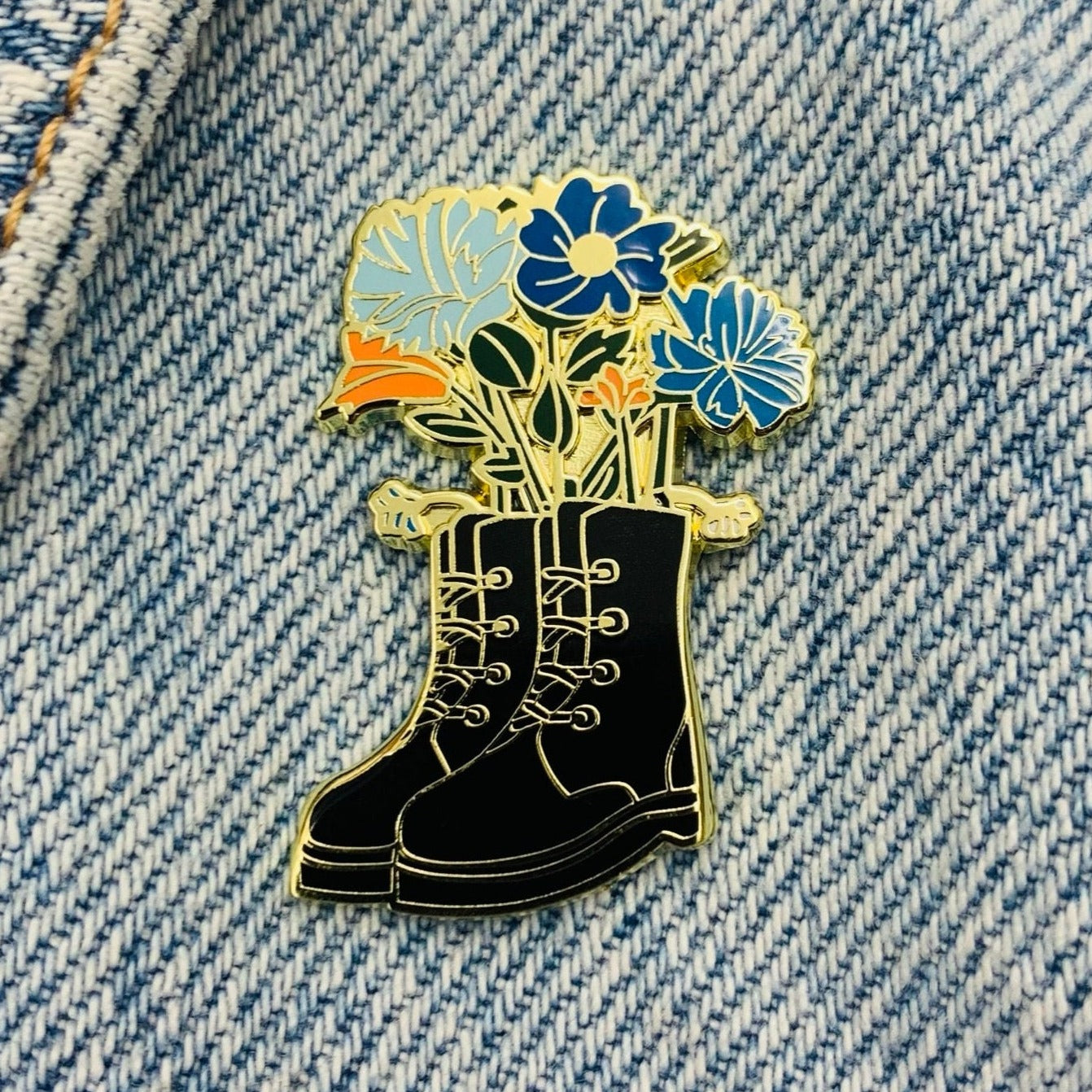 Shoes with flowers Enamel Pin