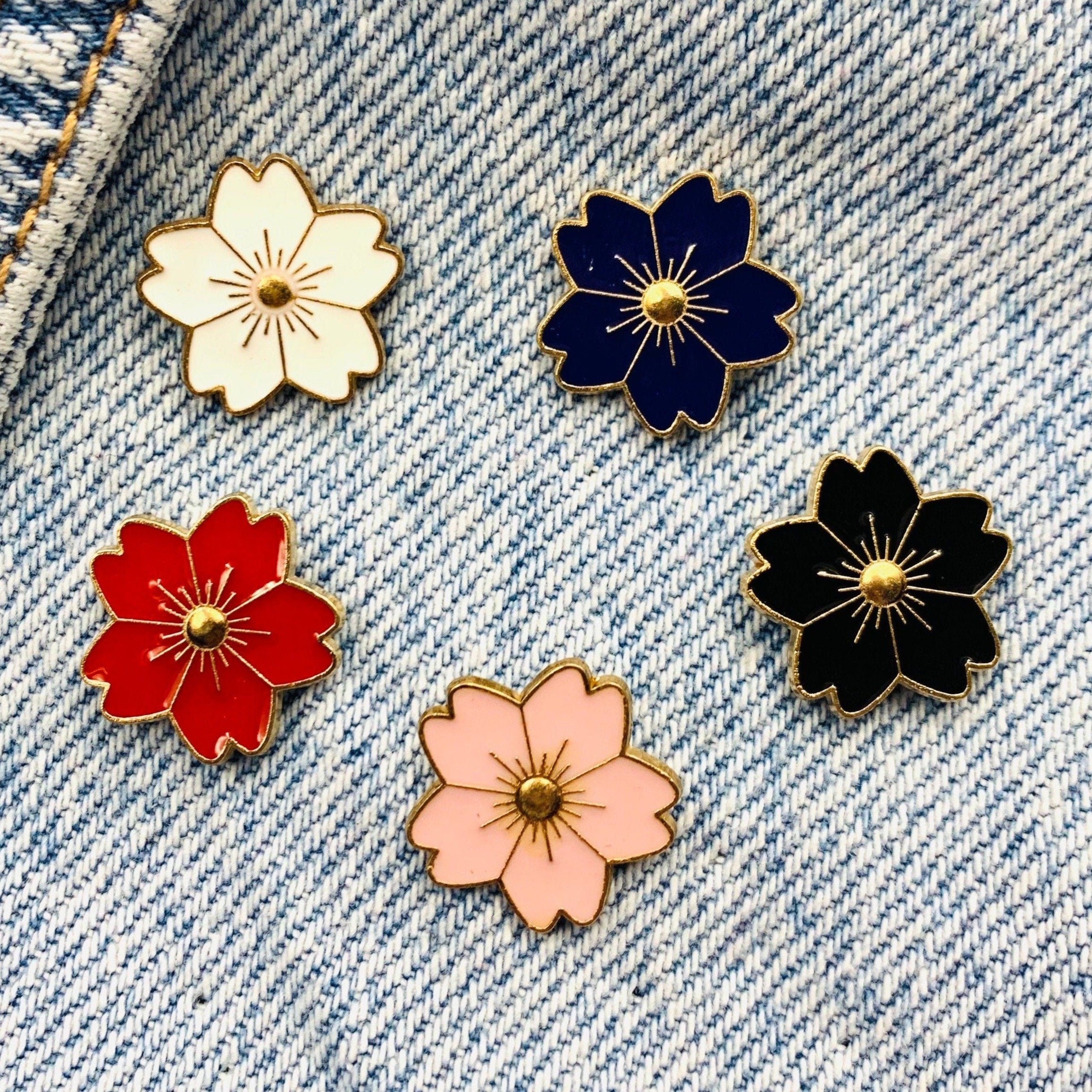 Blumen Emaille Pin