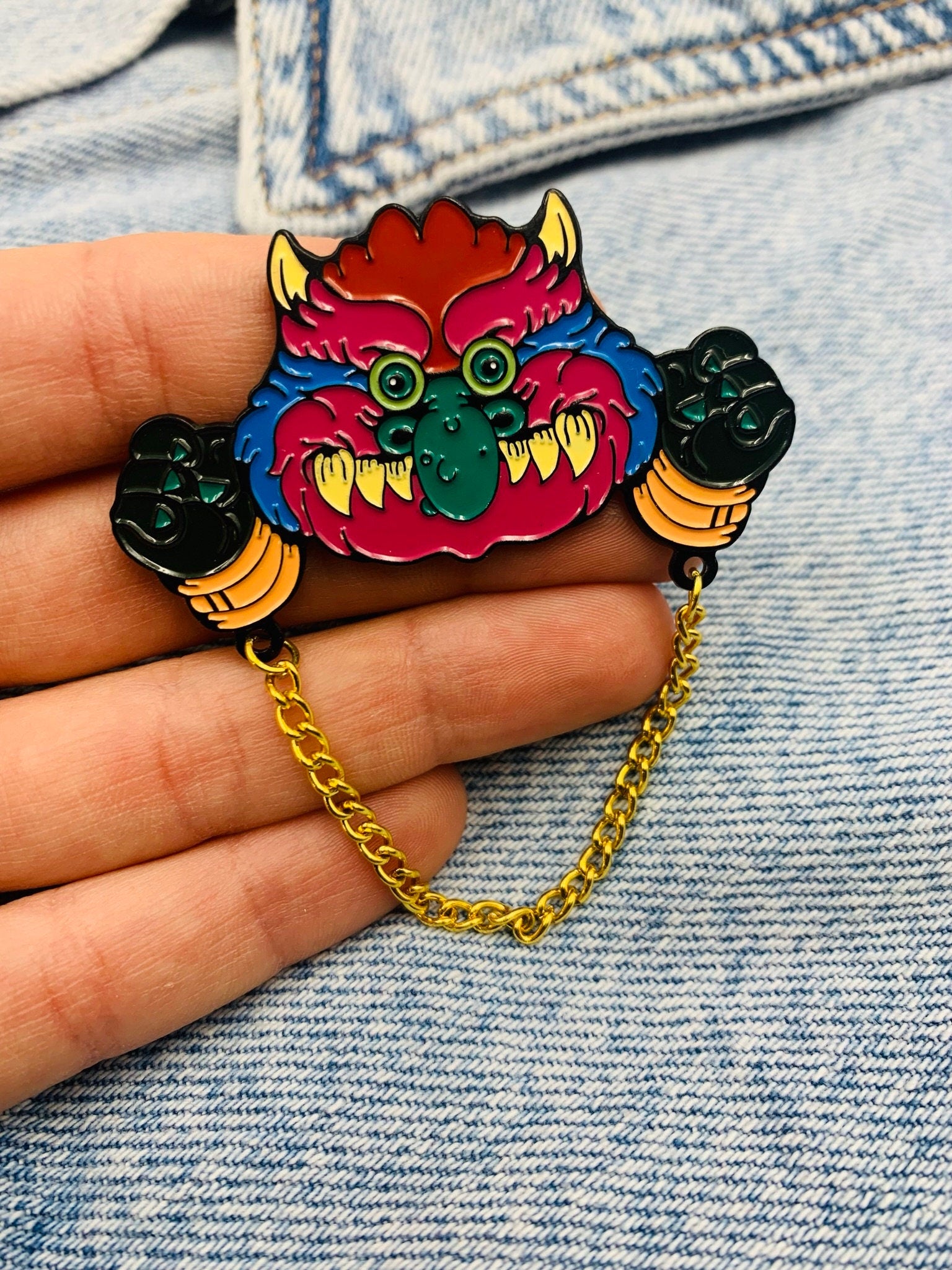 Monster Emaille Pin