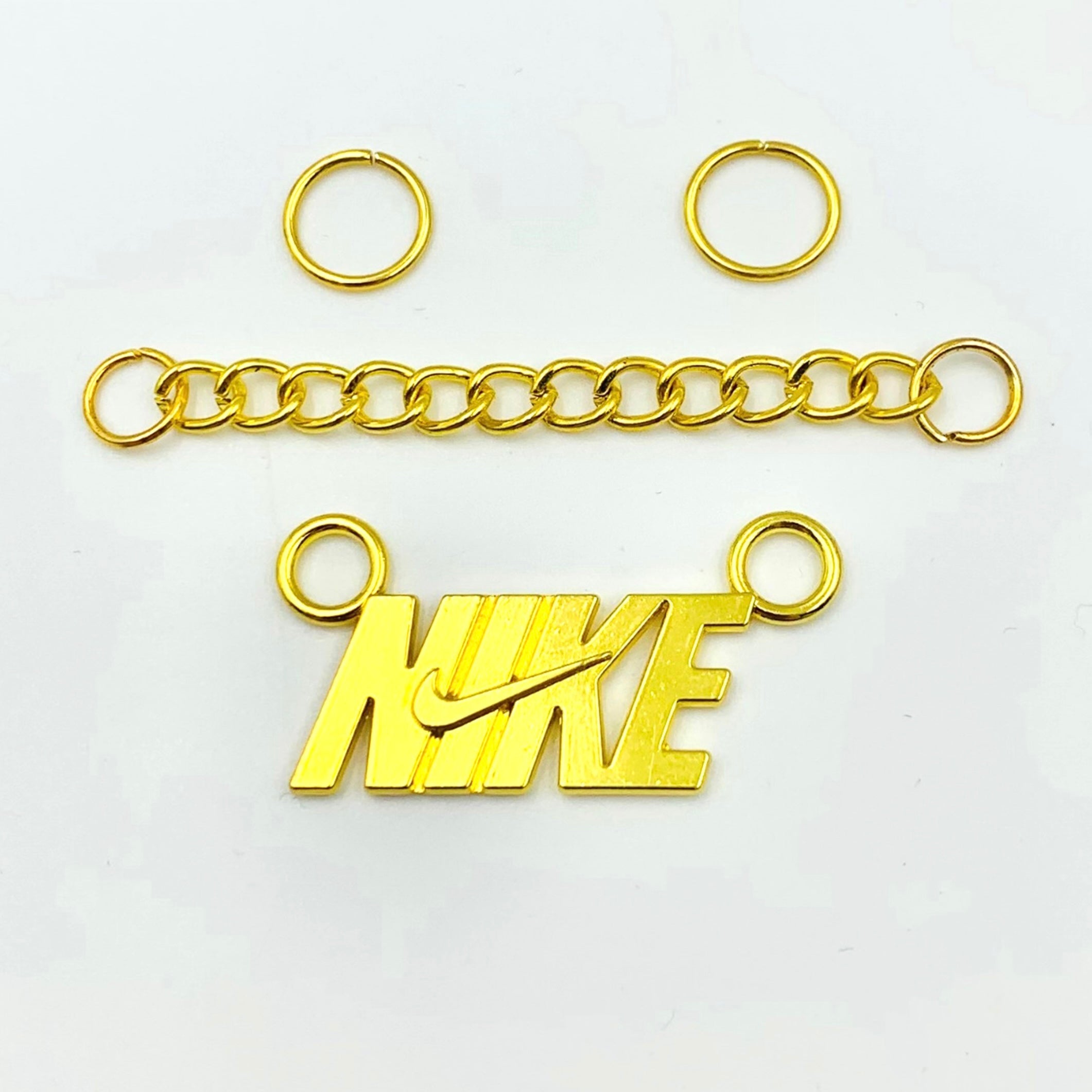 Goldene Nike Lace Locks