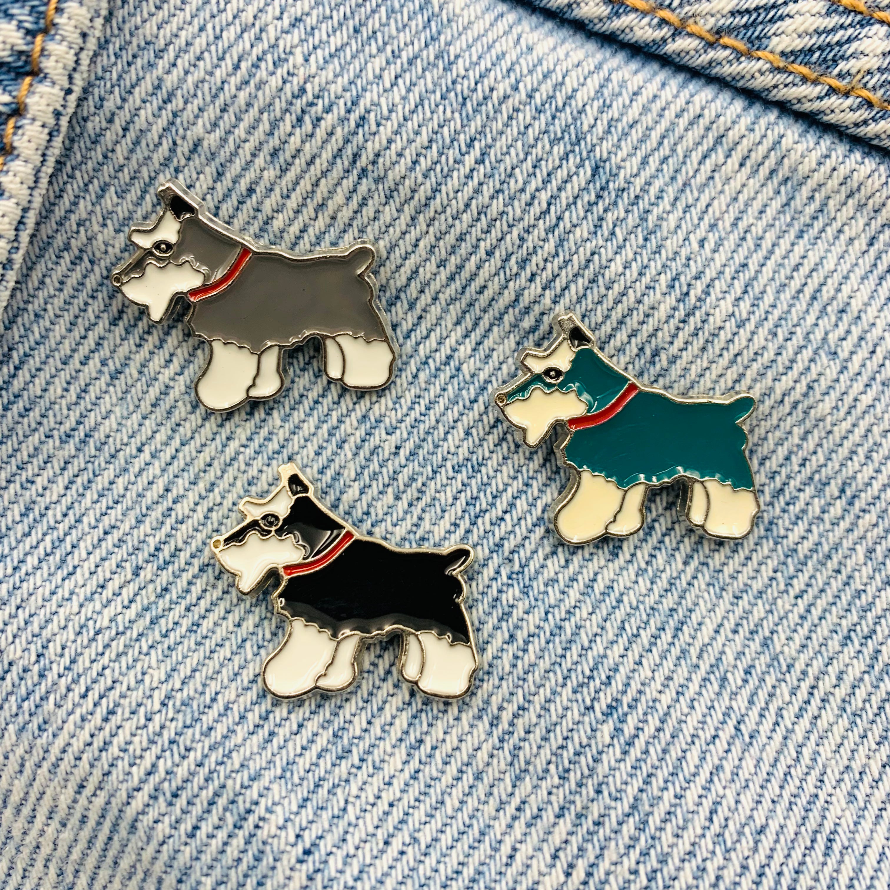 Airedale Terrier Emaille Pins