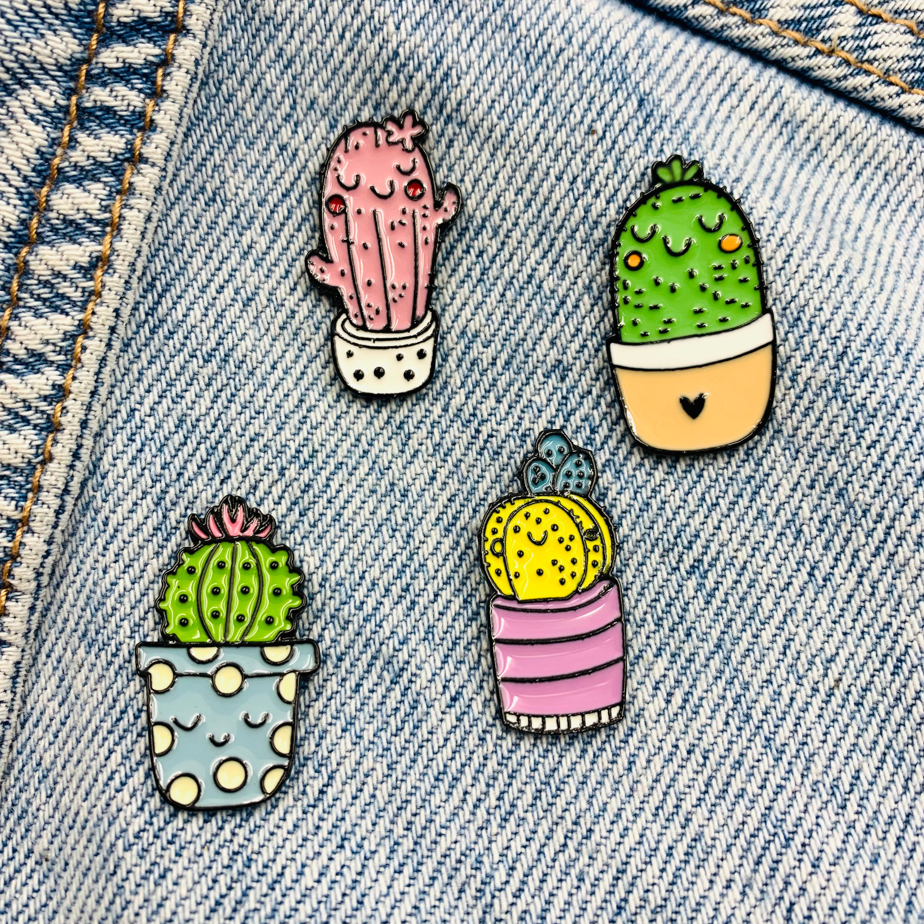 Smiling Cactus Emaille Pins