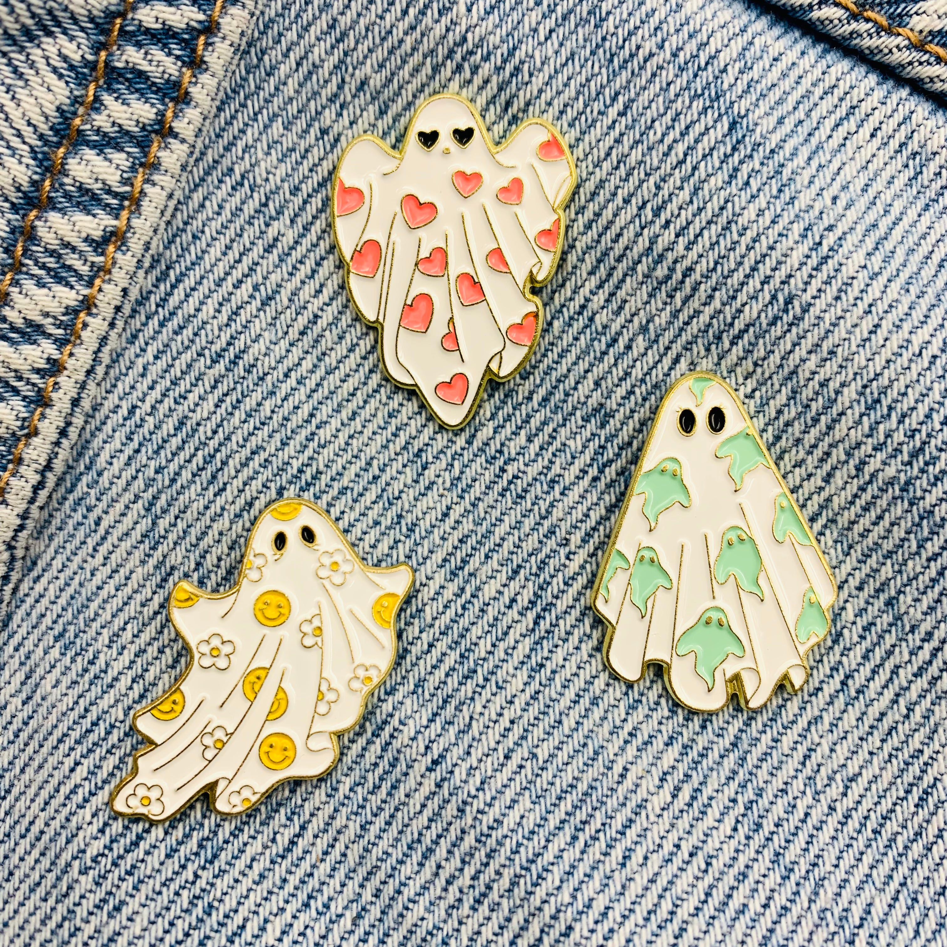 Cute Ghost Emaille Pins